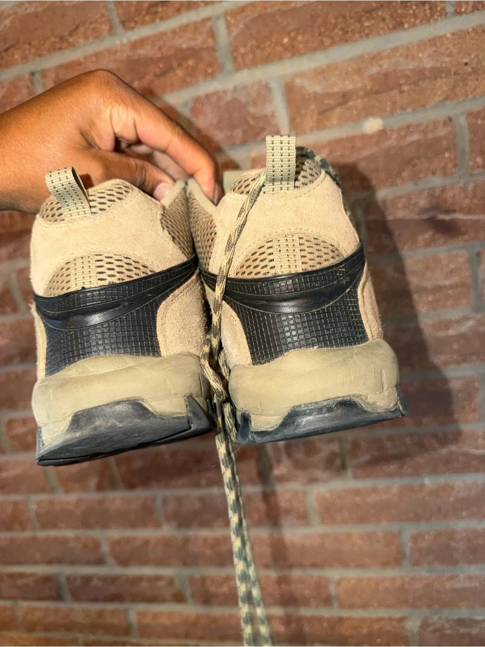 Magnum Men's Tan and Black Hiking Boots